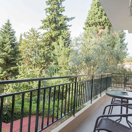 Apartment Luxury Lila House Under The Rocks *