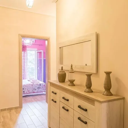 Appartement Luxury Lila House Under The Rocks Kalambaka