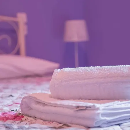 Appartement Luxury Lila House Under The Rocks