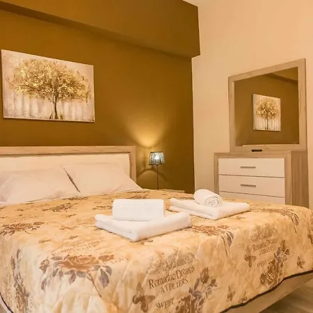 Luxury Lila House Under The Rocks *