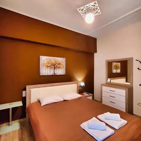 Luxury Lila House Under The Rocks Apartament *