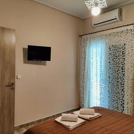 Apartment Luxury Lila House Under The Rocks Kalambaka
