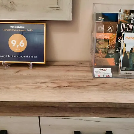 Luxury Lila House Under The Rocks Apartment