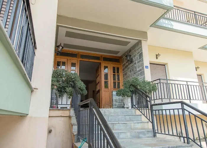 Luxury Lila House Under The Rocks Apartament *