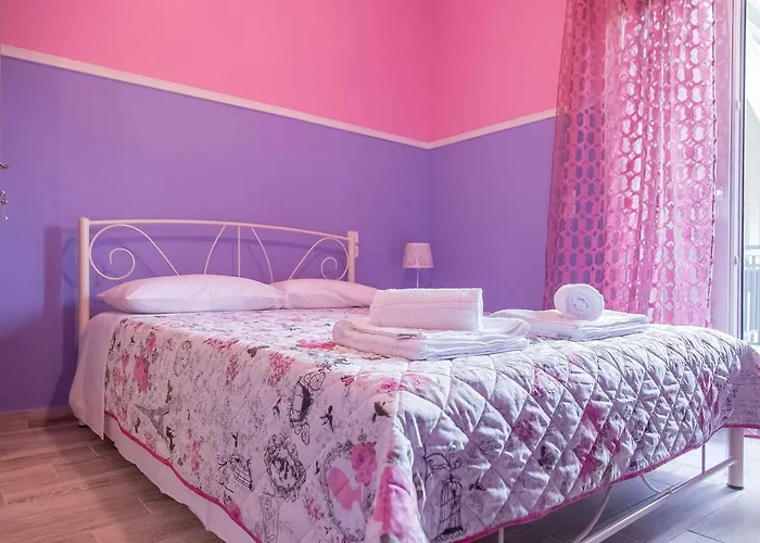 Apartament Luxury Lila House Under The Rocks