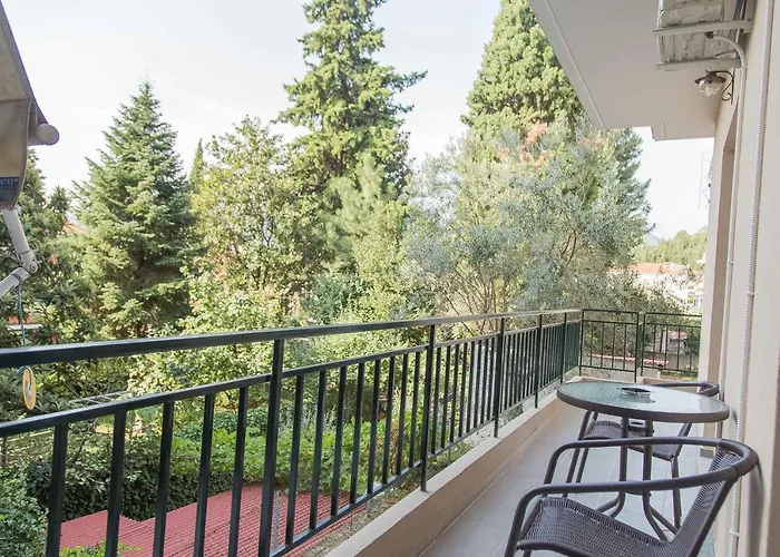 Apartment Luxury Lila House Under The Rocks *