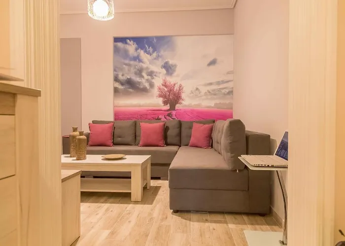 Luxury Lila House Under The Rocks * Kalambaka