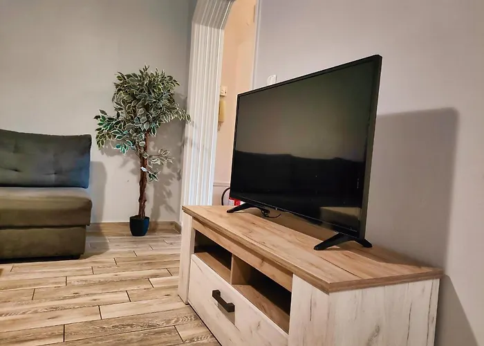 Apartment Luxury Lila House Under The Rocks Kalambaka