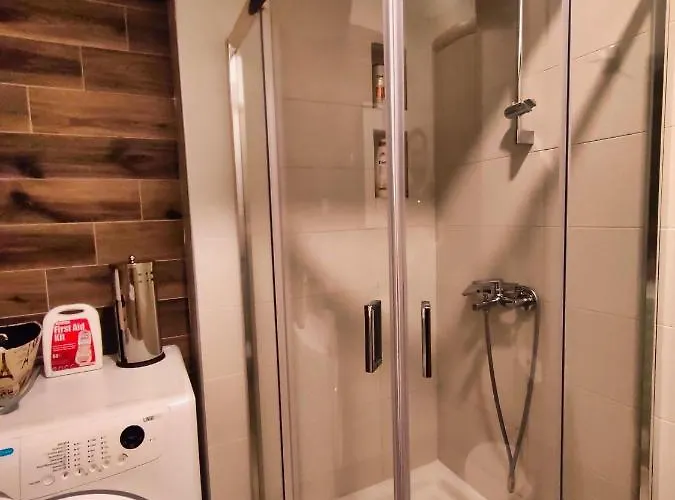 Luxury Lila House Under The Rocks Apartment Kalambaka