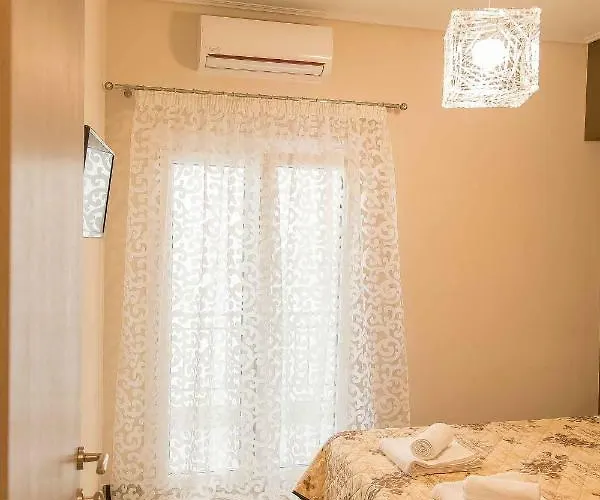 Luxury Lila House Under The Rocks *